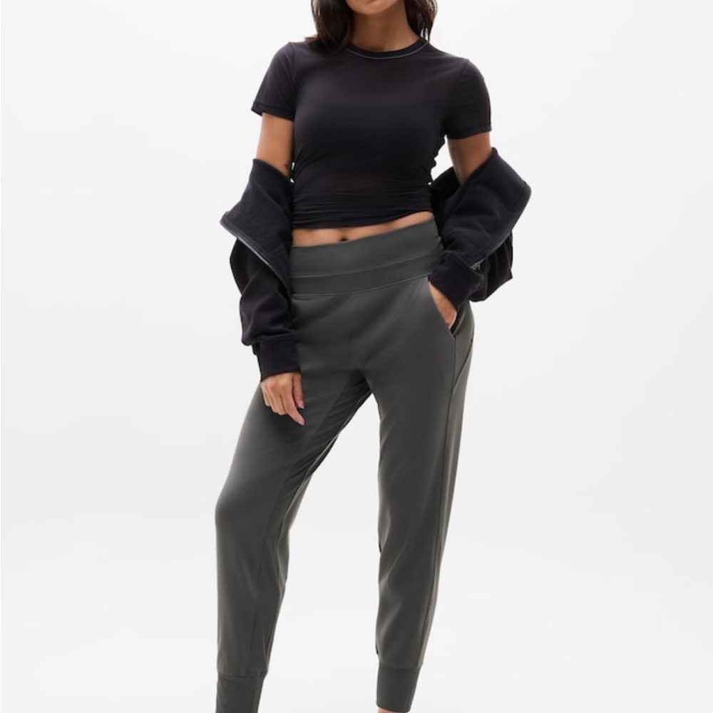 Athleta Venice jogger shadow gray - Picture 2 of 10